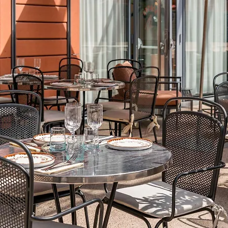 Crowne Plaza - Cite Internationale Hotell