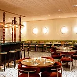 Hotell Crowne Plaza - Cite Internationale 4*