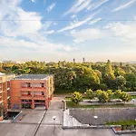 Crowne Plaza - Cite Internationale Hotell 4*