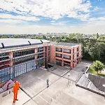 Hotell Crowne Plaza - Cite Internationale 4*