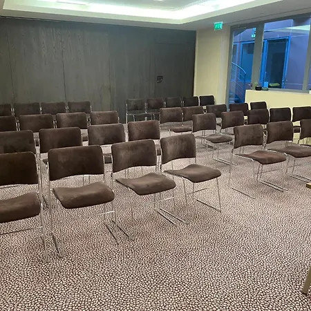 Crowne Plaza - Cite Internationale