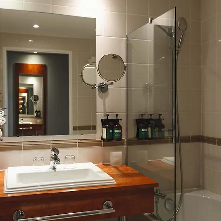 Crowne Plaza - Cite Internationale 4*