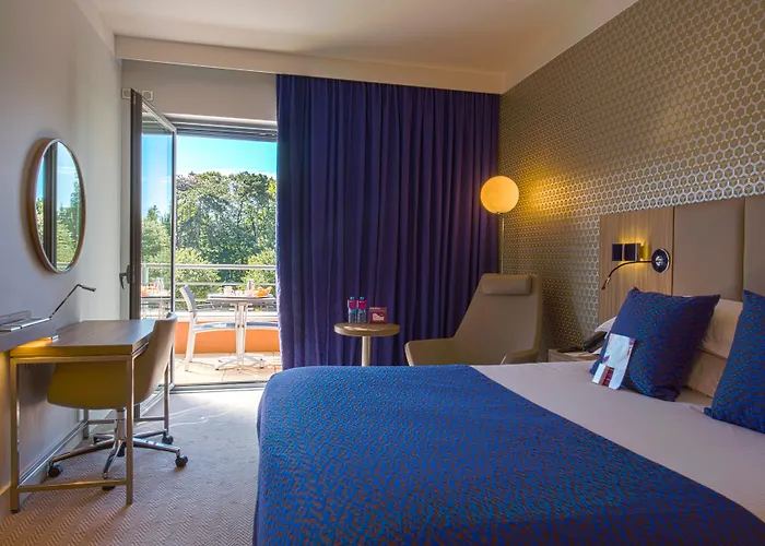 Crowne Plaza - Cite Internationale 4* ליון