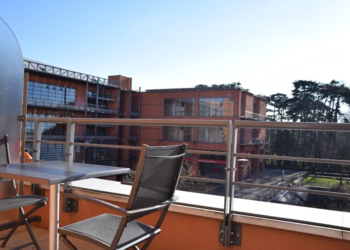 Crowne Plaza - Cite Internationale Hotel