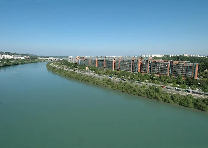 Crowne Plaza - Cite Internationale 4* Lyon