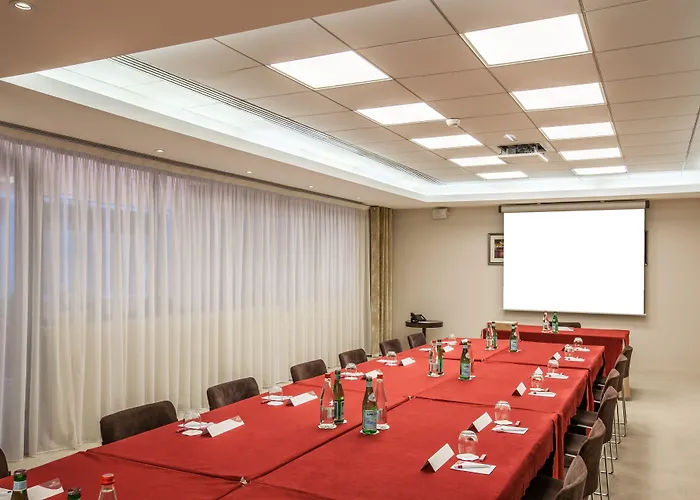 Hotel Crowne Plaza - Cite Internationale