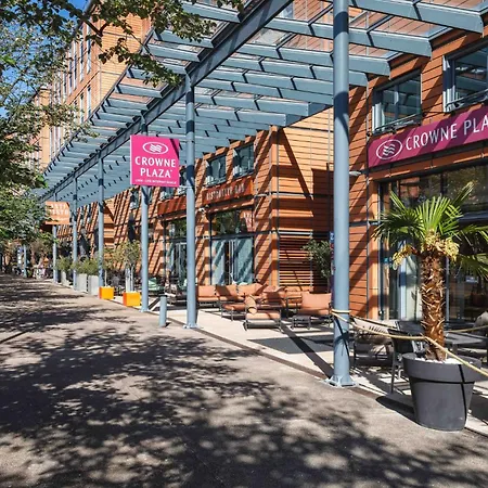 Otel Crowne Plaza - Cite Internationale 4*